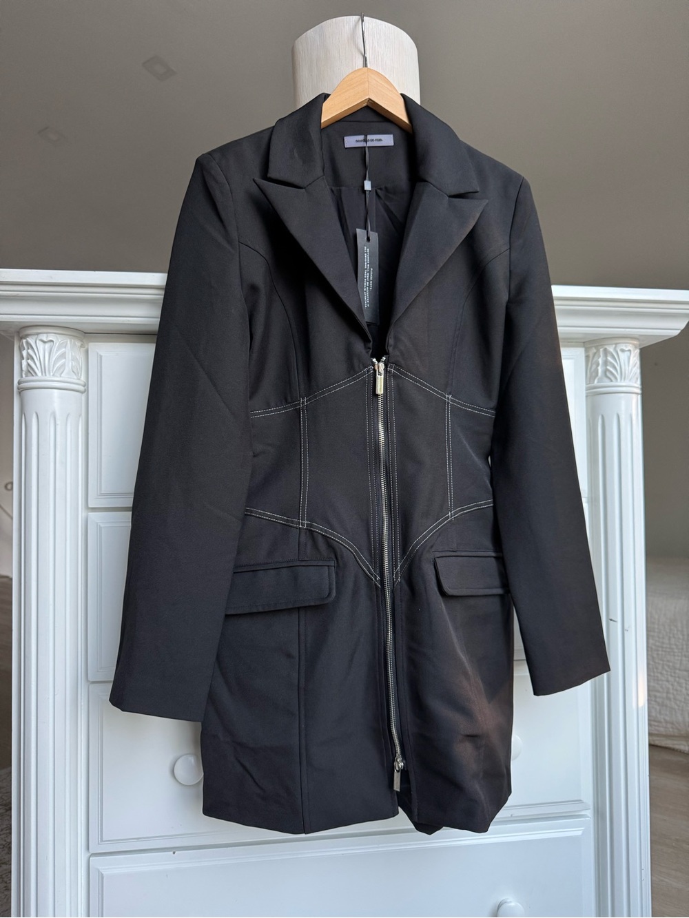 MANIÈRE DE VOIR Black Contrast Stitch Blazer Dress Size 8 – Brand New